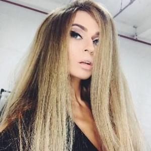 Алена Водонаева снова похвасталась наращиванием волос  Город Краснодар v.jpg